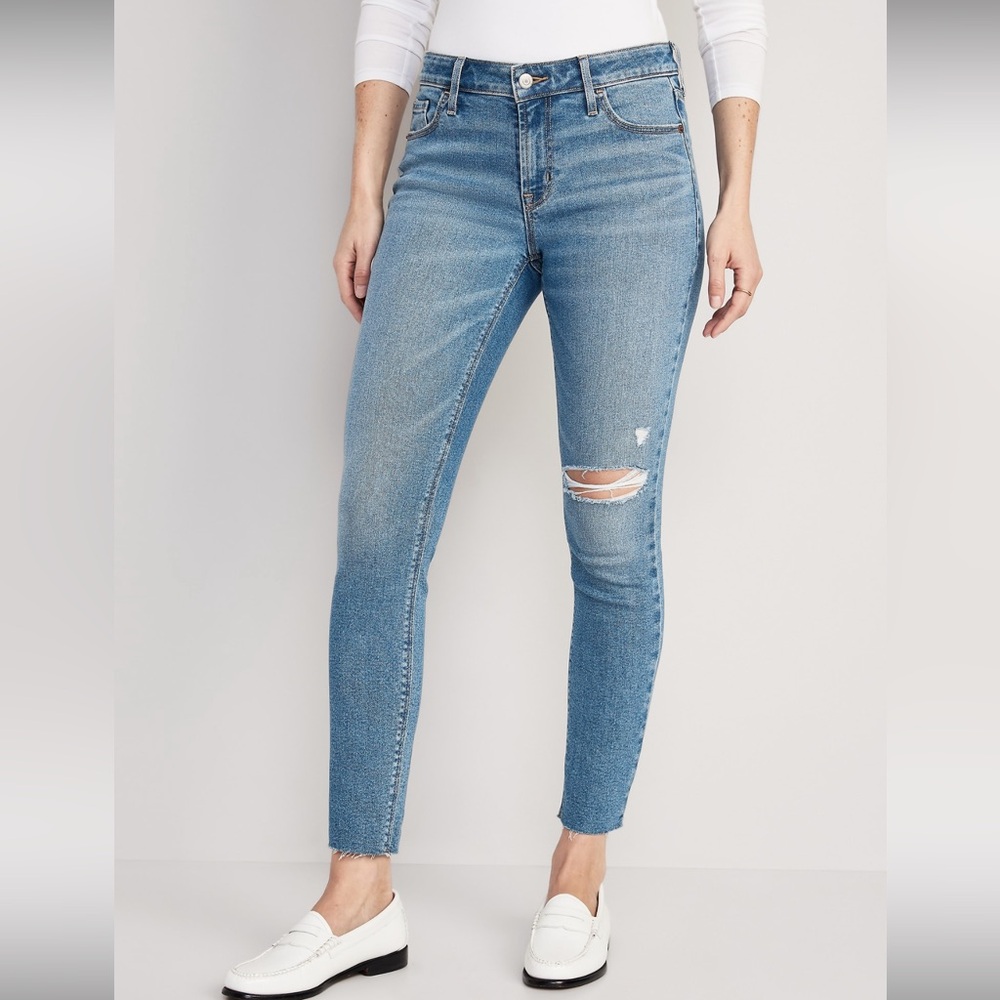 Old Navy Mid-Rise Rockstar Super Skinny Ankle Jeans
